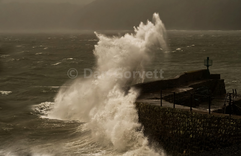 Storm Ciaran hits Clovelly.jpg